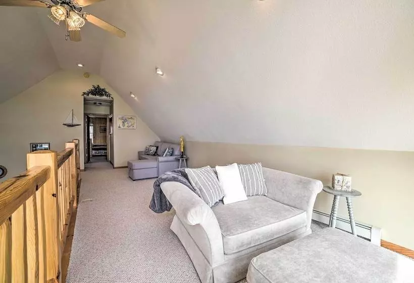 Waterfront Lake Huron Home   Private Beach!