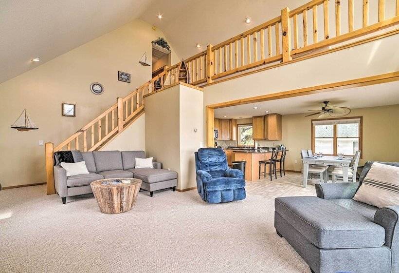 Waterfront Lake Huron Home   Private Beach!