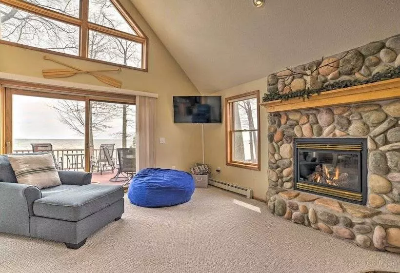 Waterfront Lake Huron Home   Private Beach!