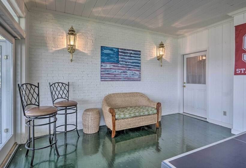 Waterfront Leonardtown Retreat W/ Dock Access!