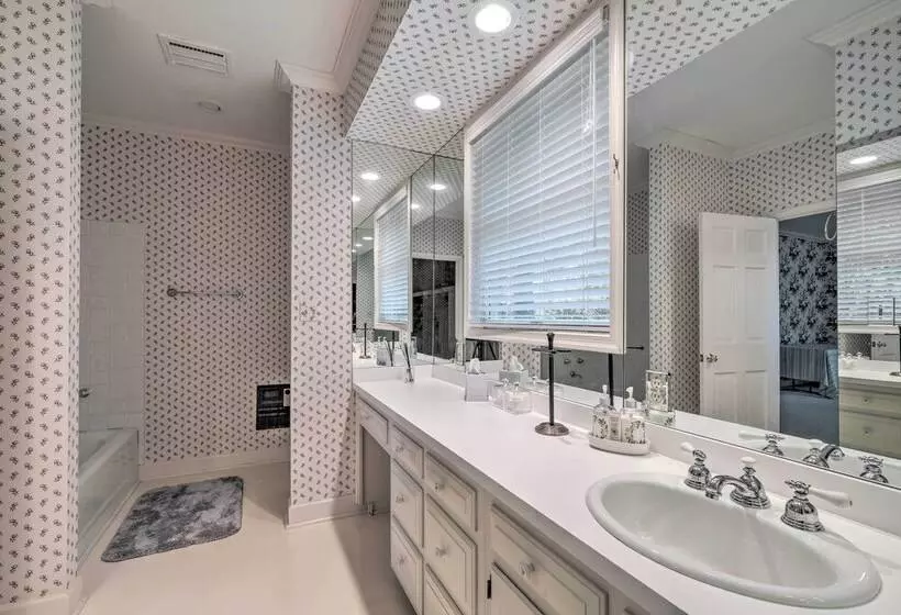 Waterfront Leonardtown Retreat W/ Dock Access!