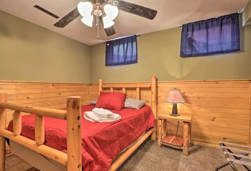 Wildlife Lodge  Columbia Retreat Off I 70!