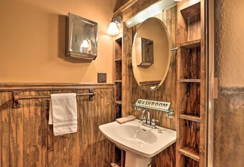 Wildlife Lodge  Columbia Retreat Off I 70!