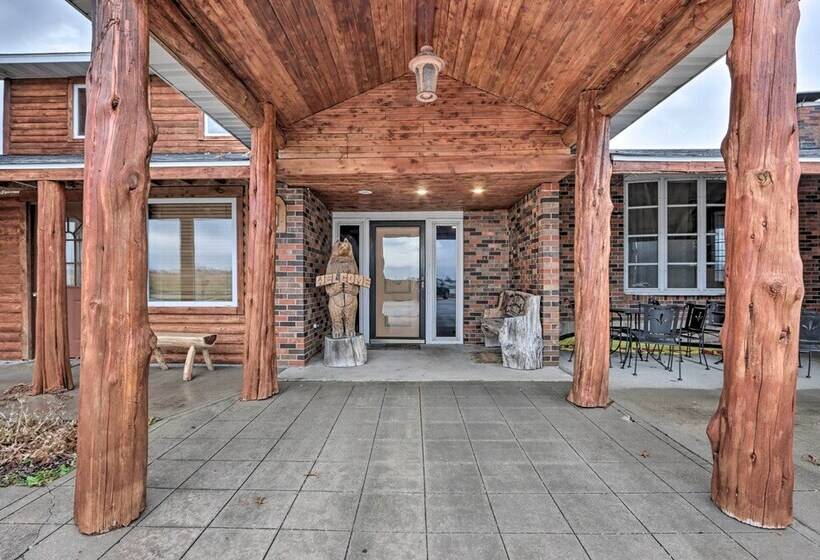 Wildlife Lodge  Columbia Retreat Off I 70!