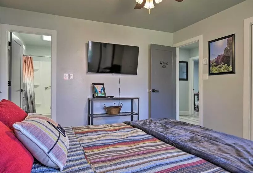 Zion Haven  W/ Fire Pit: 23 Mi To Nat L Park!