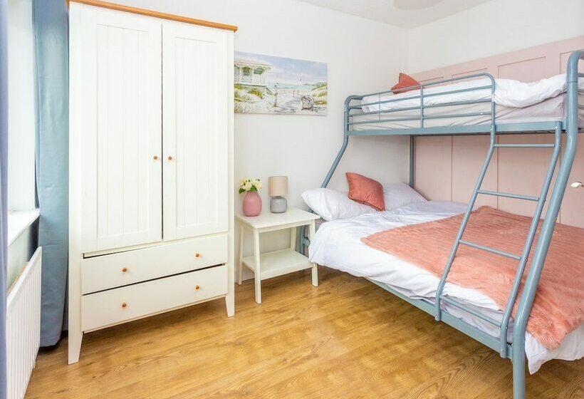 4bd Portrush Home For The Whole Family