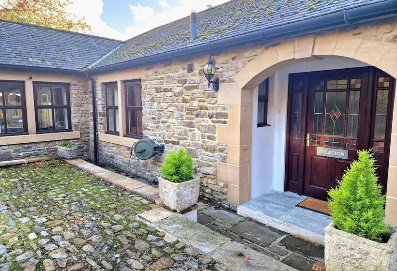 Colleton Cottage At Lovelady Shield