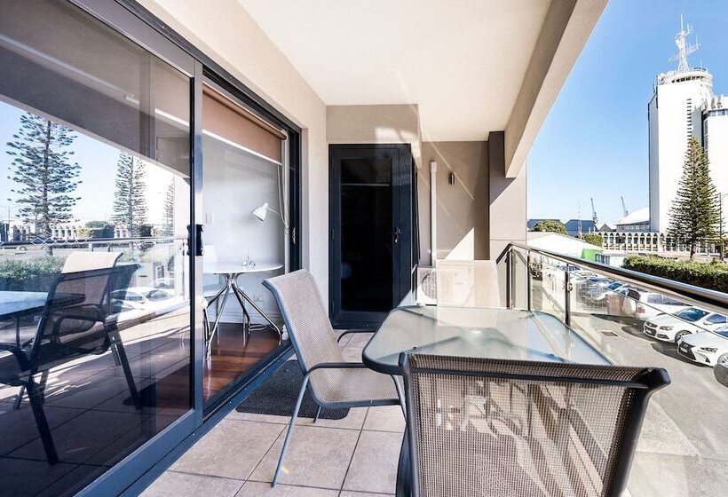Fremantle Harbourside Luxury Apartments
