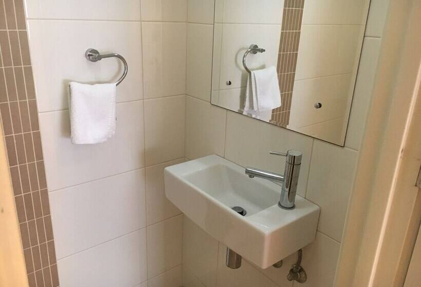 Fremantle Harbourside Luxury Apartments