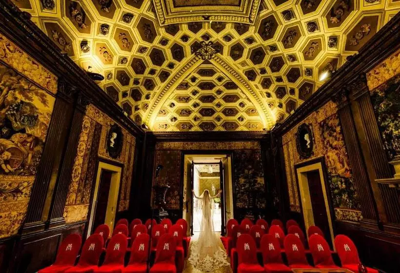 Hotelli Castello Brancaccio