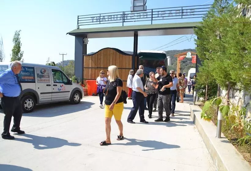 ホテル Kazdagları Saglikli Yasam Tatil Koyu
