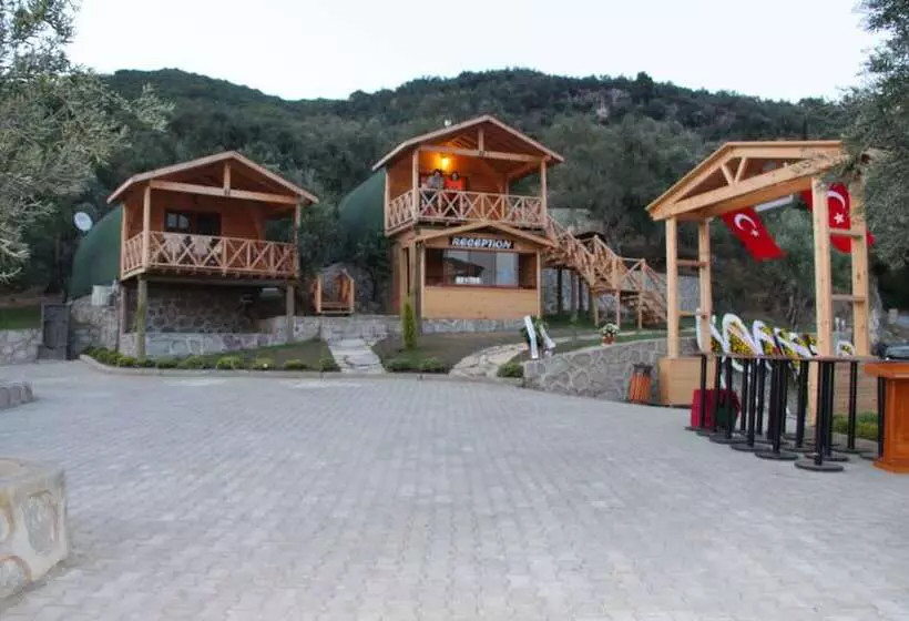 ホテル Kazdagları Saglikli Yasam Tatil Koyu