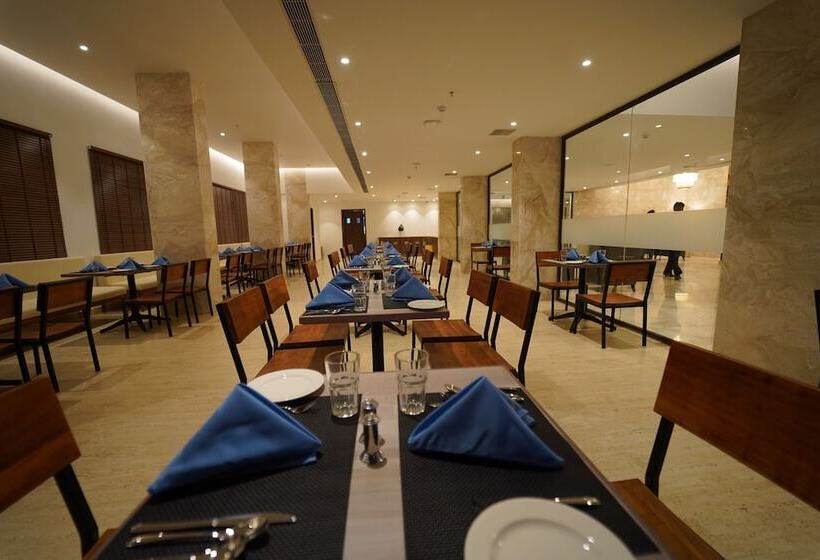 בית מלון כפרי Kyriad Vajram Guntur