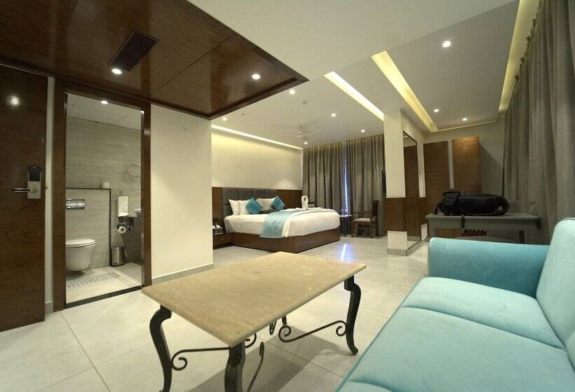 בית מלון כפרי Kyriad Vajram Guntur