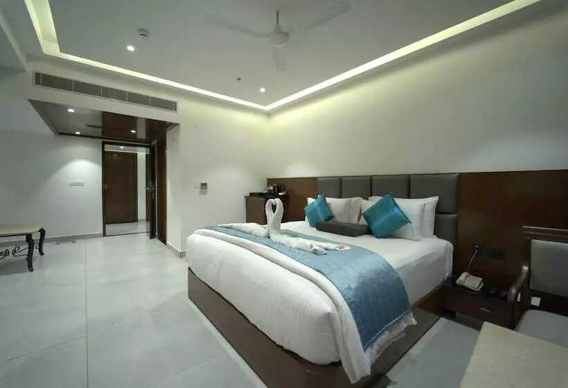 ホテル Kyriad Vajram Guntur