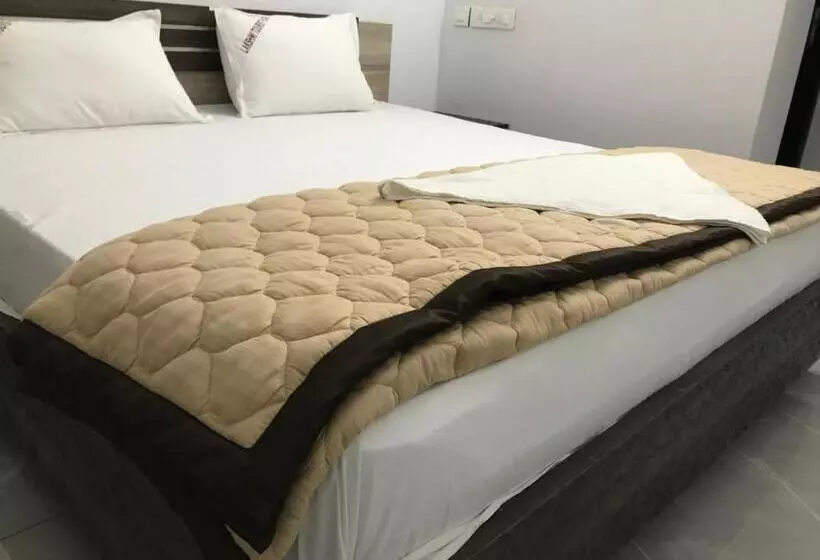 Hotelli Lakshmi Tourist Home