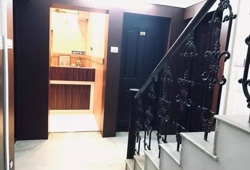 Hotelli Lakshmi Tourist Home