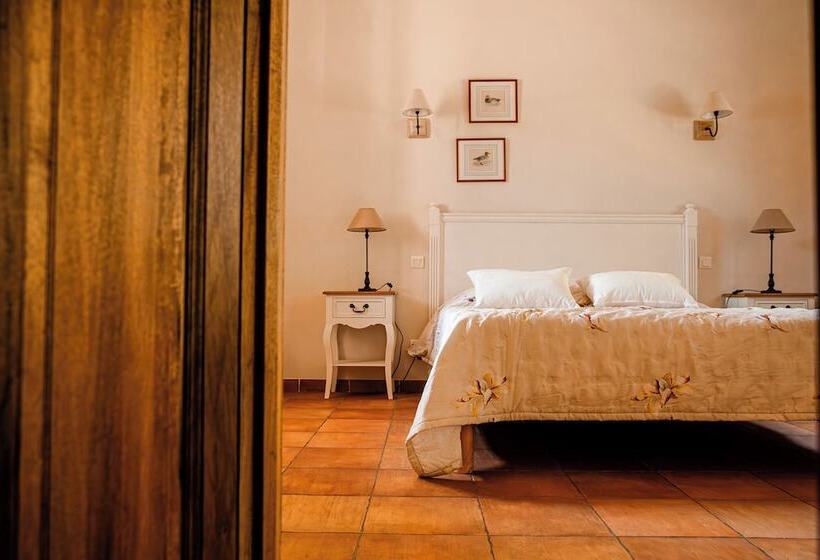 فندق Mas De Lure