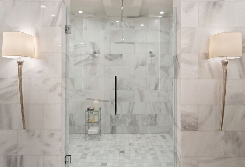 هتل The Ritz Carlton Residences Orlando, Grande Lakes