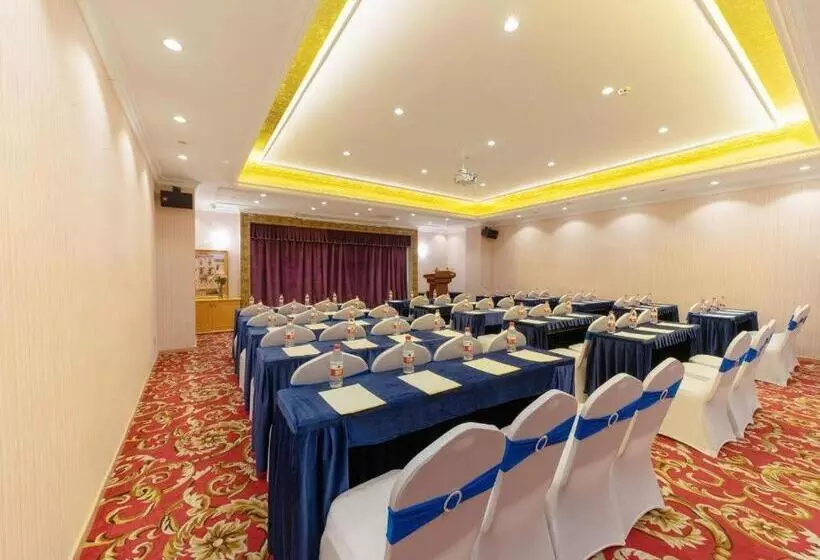Vienna Hotel Guangdong Songshanhu Dalang Textile Center