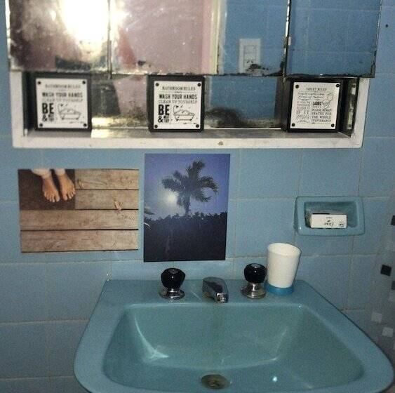 پانسیون Cabrera Art House