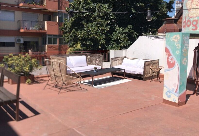 پانسیون Cabrera Art House