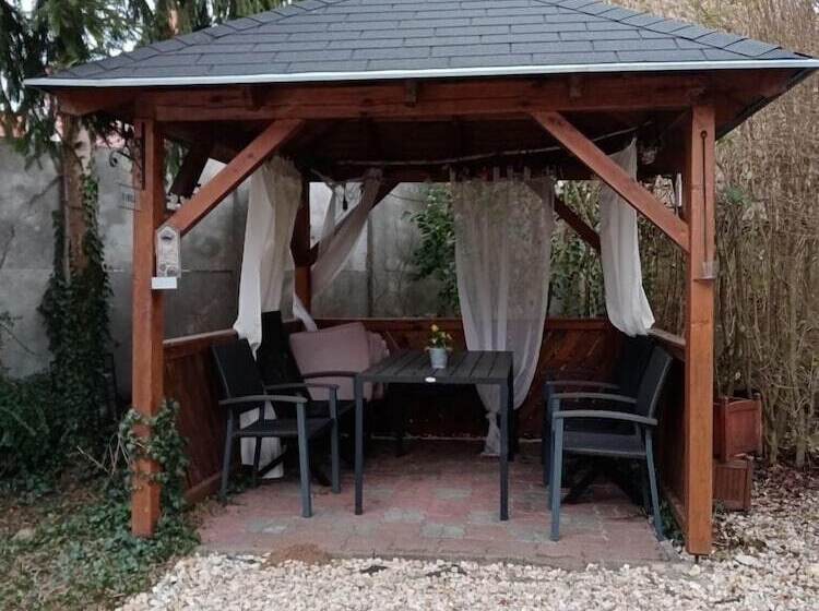 膳宿费 Kőszeghegyalja Vendégház