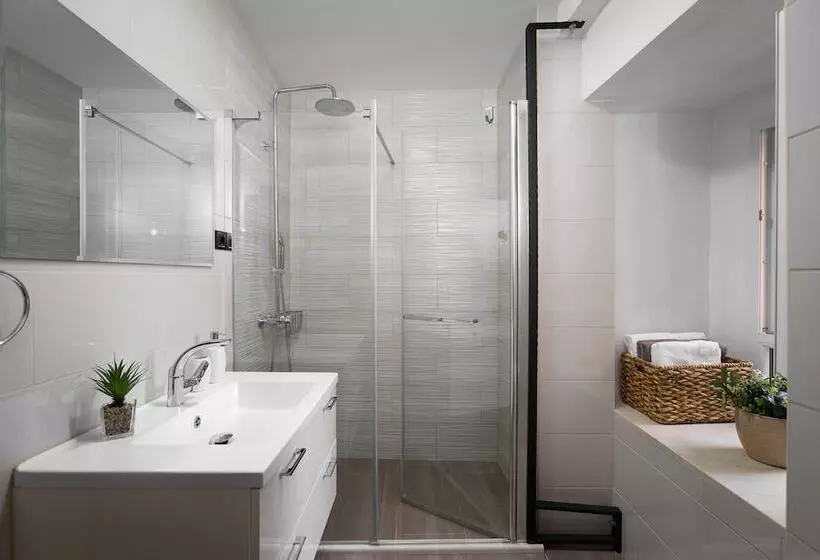 پانسیون Sirius Luxury Rooms