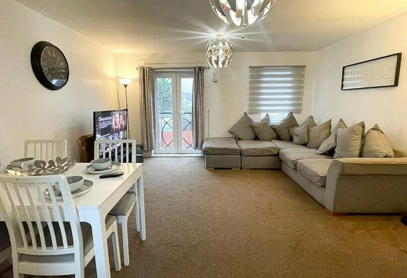 اقامتگاه Cosy One Bed Flat London; Get To Central In 15min