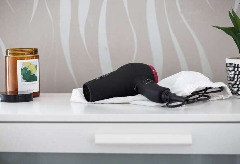 דירת נופש Two Bed House Sleeps 5 With Large Garden & Parking