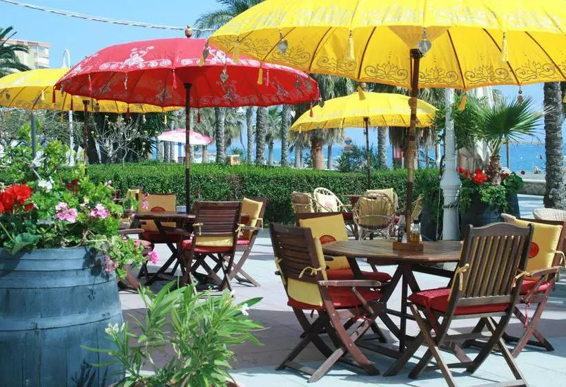 تختخواب و صبحانه Bed&Breakfast Casa Africano