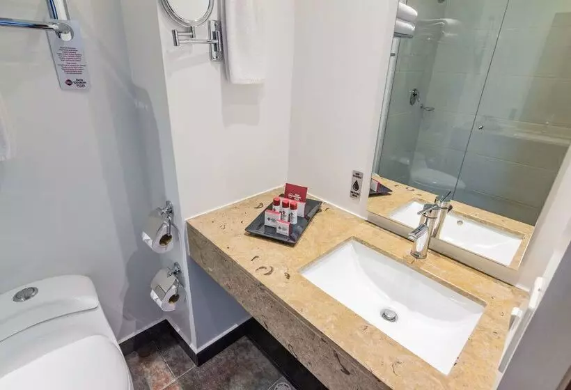 ホテル Best Western Plus Santa Marta