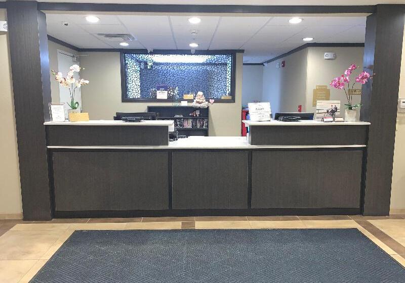 فندق Candlewood Suites Belle Vernon, An Ihg