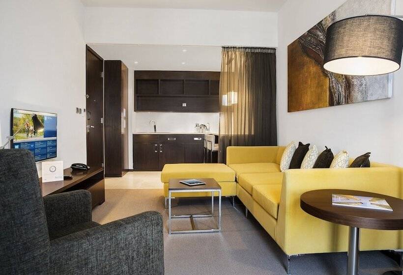 Hotel Centro Shaheen Jeddah By Rotana