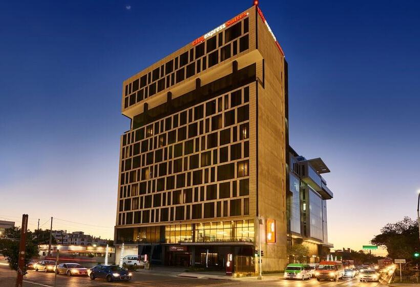 Отель City Express Suites By Marriott Tijuana Rio