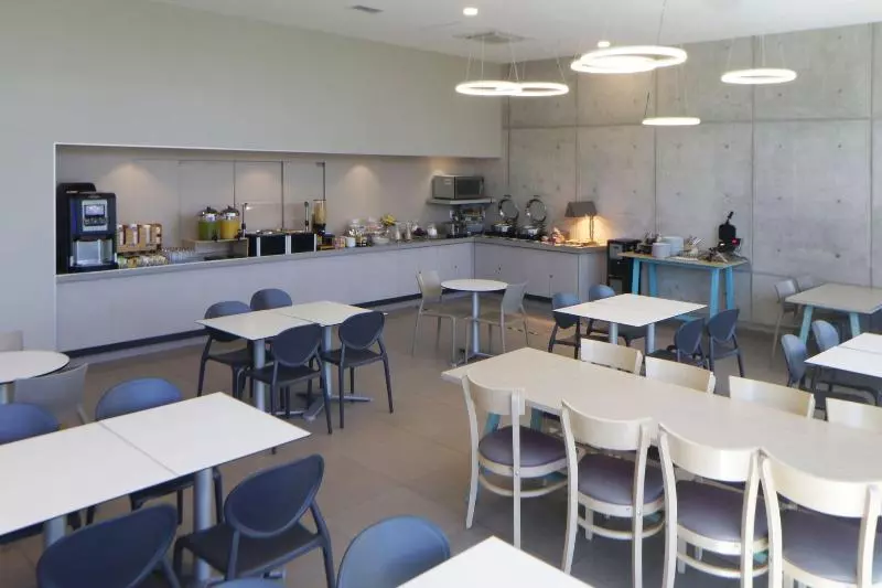 ホテル City Express Suites By Marriott Tijuana Rio