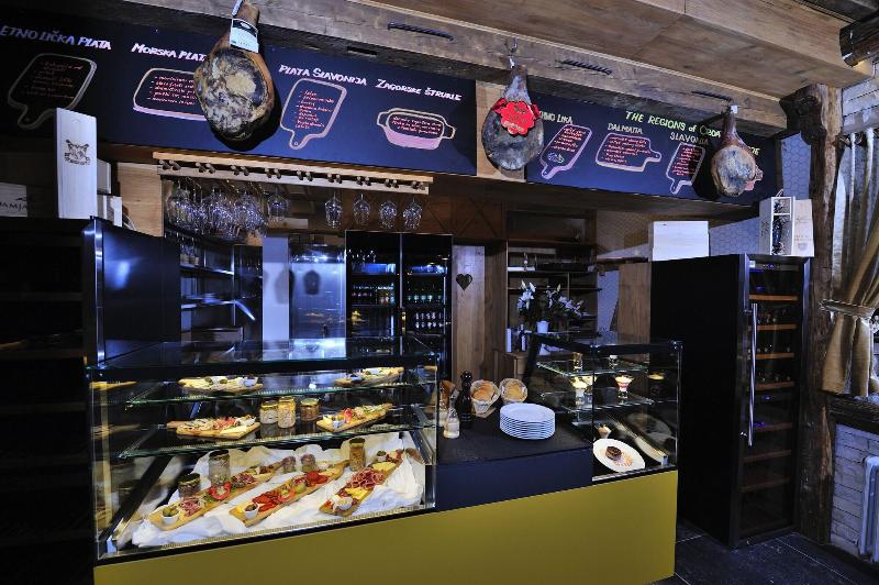 فندق Ethno Houses Plitvice Lakes