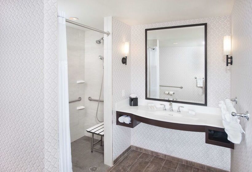 בית מלון כפרי Hilton Garden Inn Burbank Los Angeles