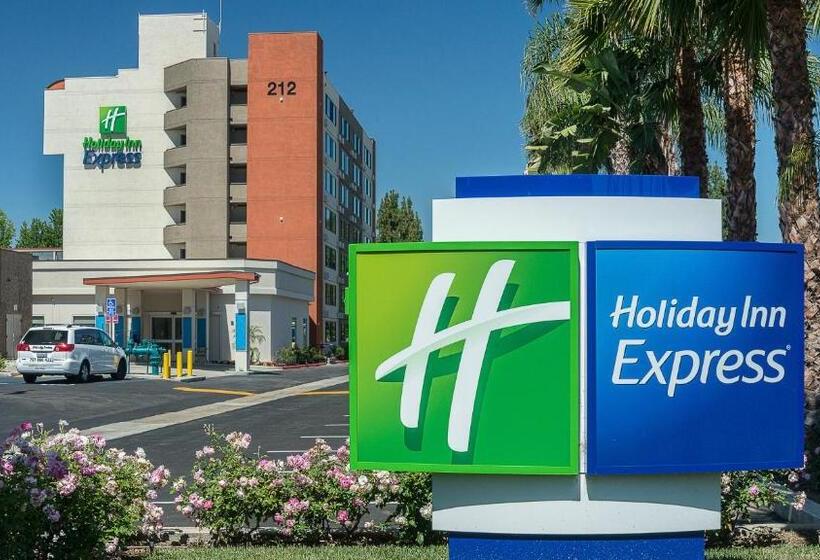 酒店 Holiday Inn Express Fullerton Anaheim, An Ihg