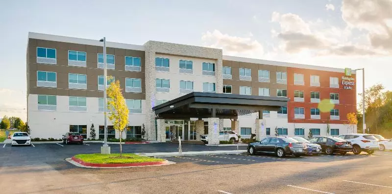 ホテル Holiday Inn Express & Suites Russellville, An Ihg