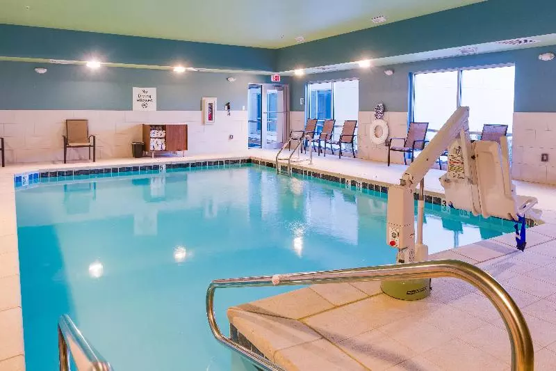 ホテル Holiday Inn Express & Suites Russellville, An Ihg