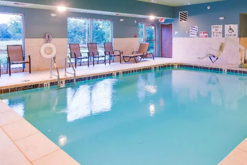 ホテル Holiday Inn Express & Suites Russellville, An Ihg