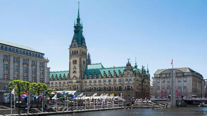 Hotelli Holiday Inn Hamburg City Nord, An Ihg