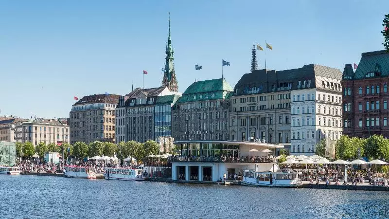 Hotelli Holiday Inn Hamburg City Nord, An Ihg