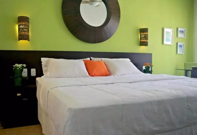 Iara Beach Hotel Boutique