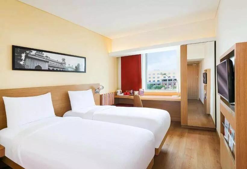 ホテル Ibis Hyderabad Hitech City