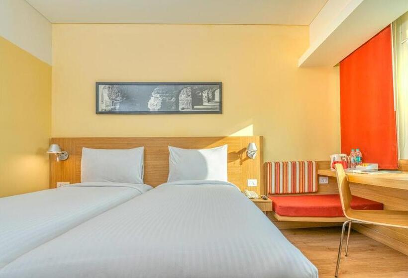 Отель Ibis Hyderabad Hitech City