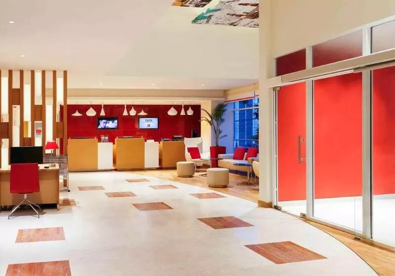ホテル Ibis Hyderabad Hitech City