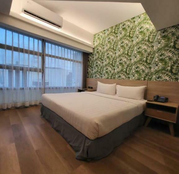 호텔 Infinity Tower Suites