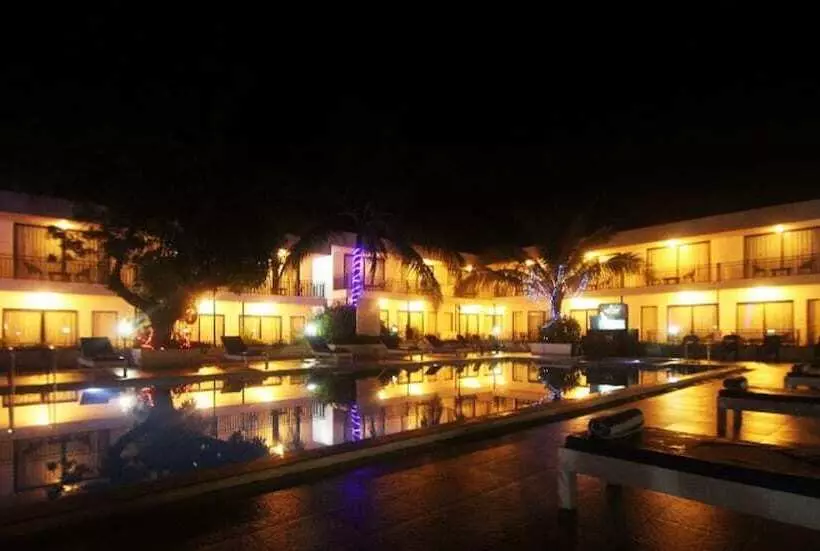 ホテル Le Pearl Goa Resort & Spa